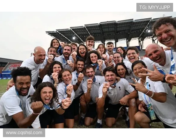 成都飞盘队在全国比赛中荣获第八名展现出强劲实力与团队合作精神 成都飞盘队在全国比赛中荣获第八名展现出强劲实力与团队合作精神